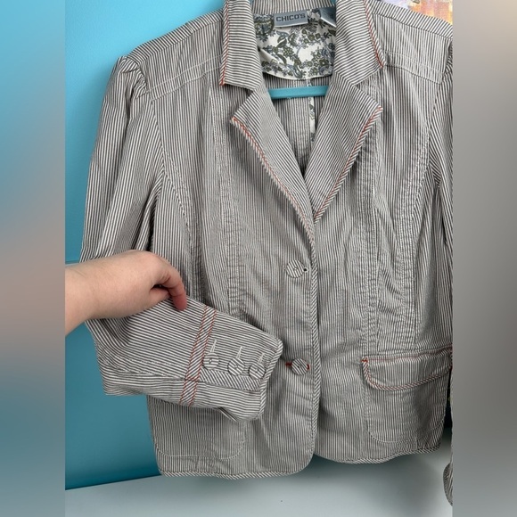 Chicos cotton jacket, chicos size 2, excellent condition - Picture 4 of 12